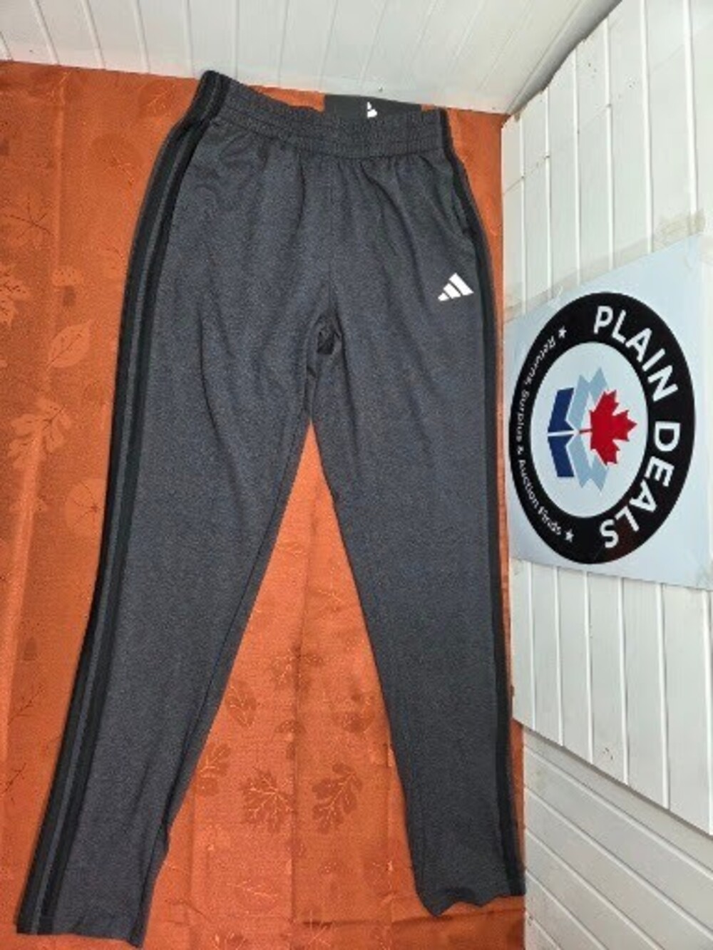 adidas Boys Joggers Athletic Charcoal Grey Size L 14/16 NWT